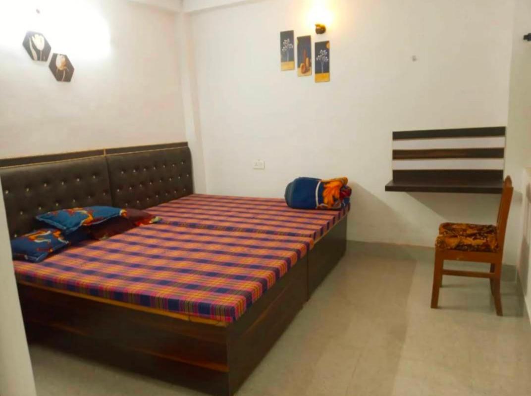 Chinta Haran Rest House Диогар Екстериор снимка