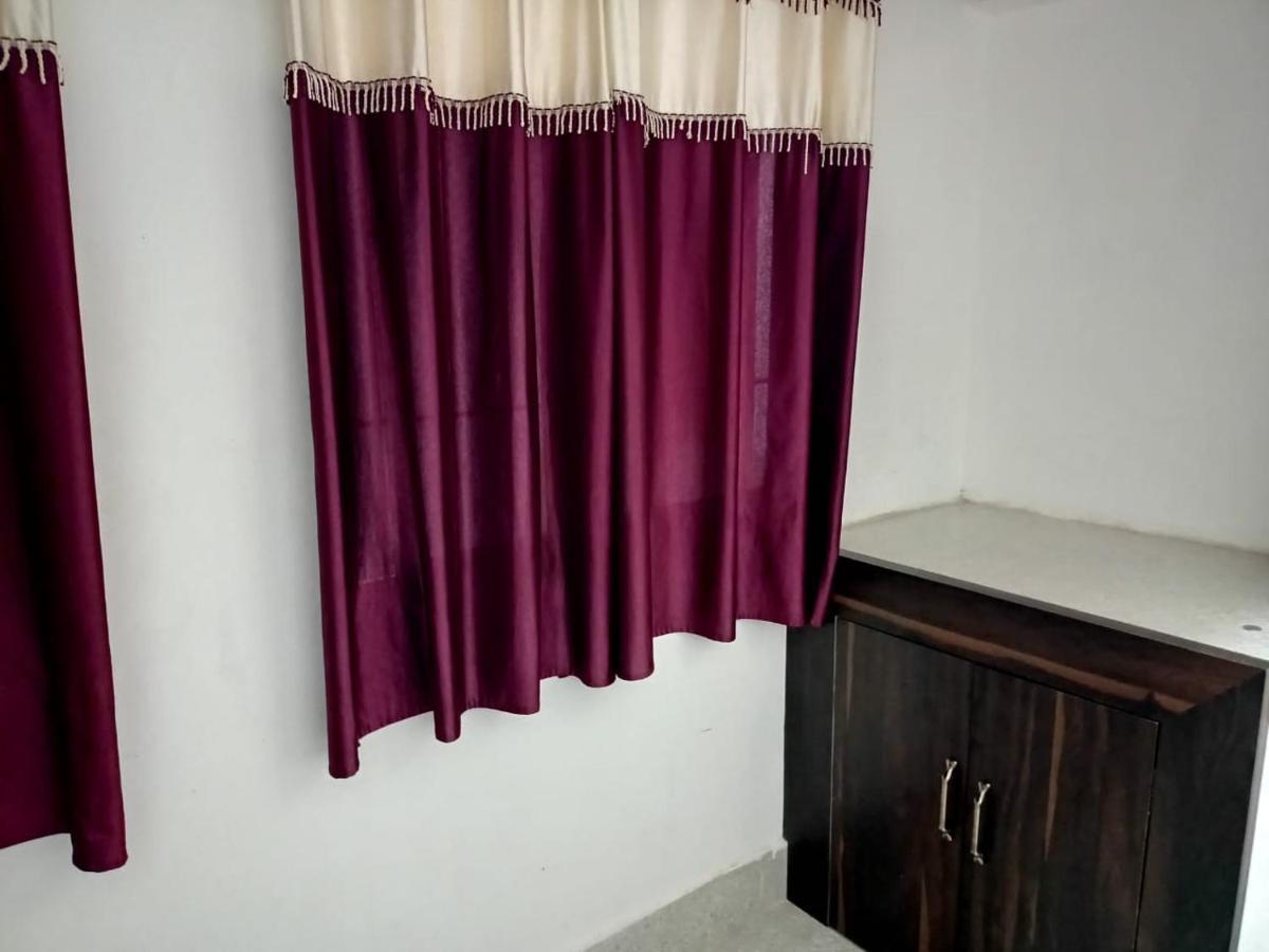 Chinta Haran Rest House Диогар Екстериор снимка